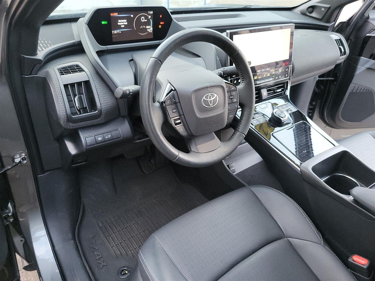 Toyota BZ4X XLE AWD 2023