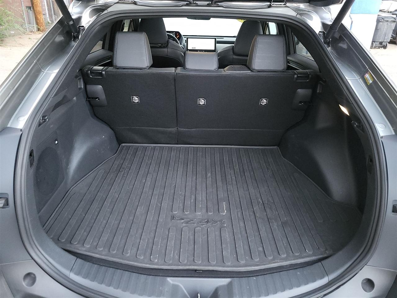 Toyota BZ4X XLE AWD 2023