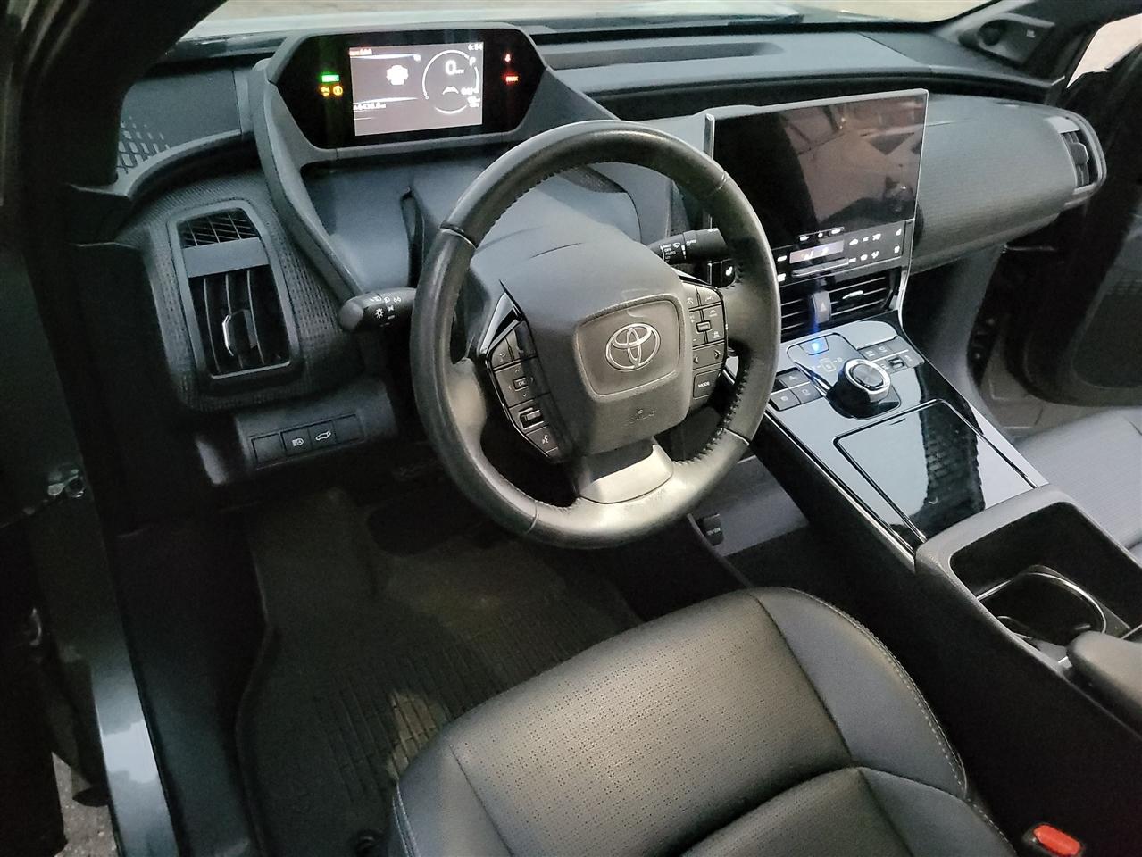 Toyota BZ4X XLE AWD 2023
