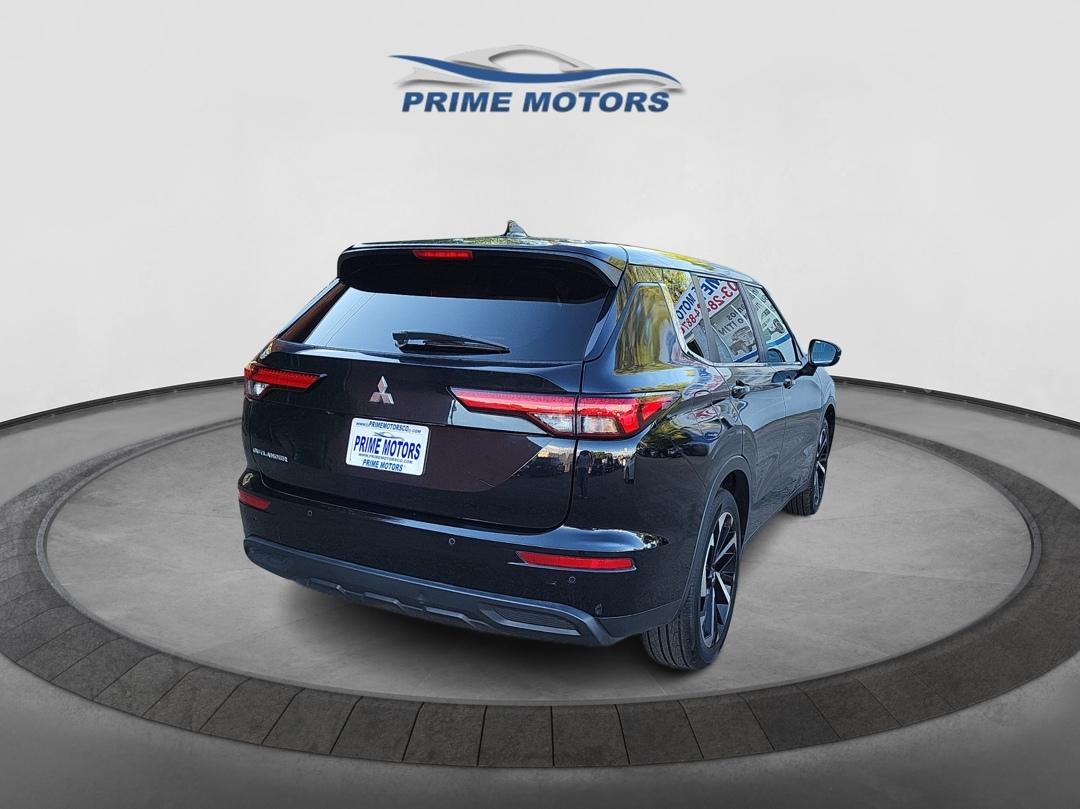 Mitsubishi Outlander ES 2WD 2022