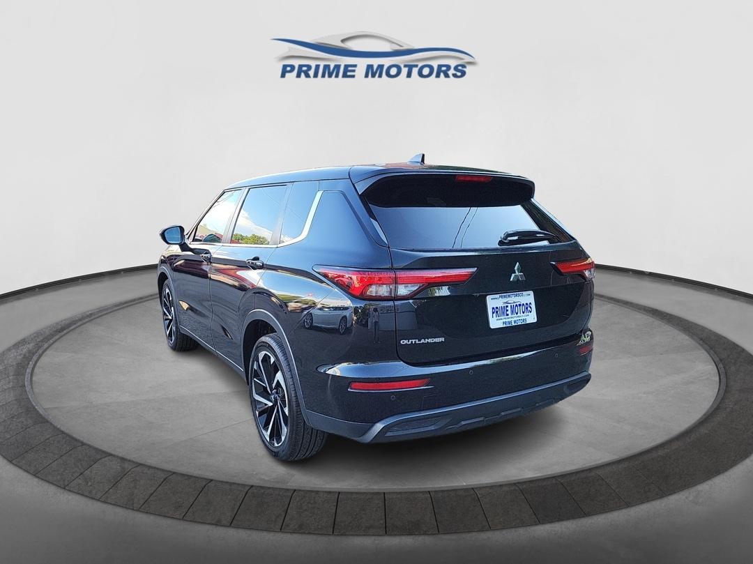 Mitsubishi Outlander ES 2WD 2022