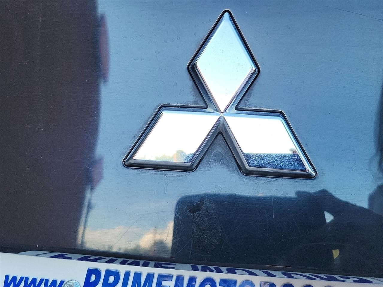 Mitsubishi Outlander ES 2WD 2022