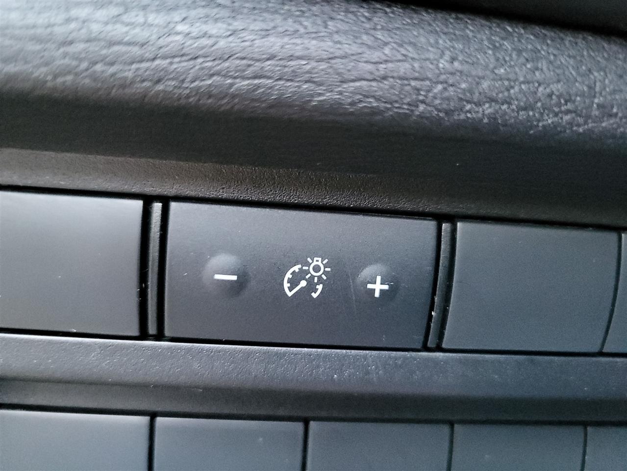 Mitsubishi Outlander ES 2WD 2022