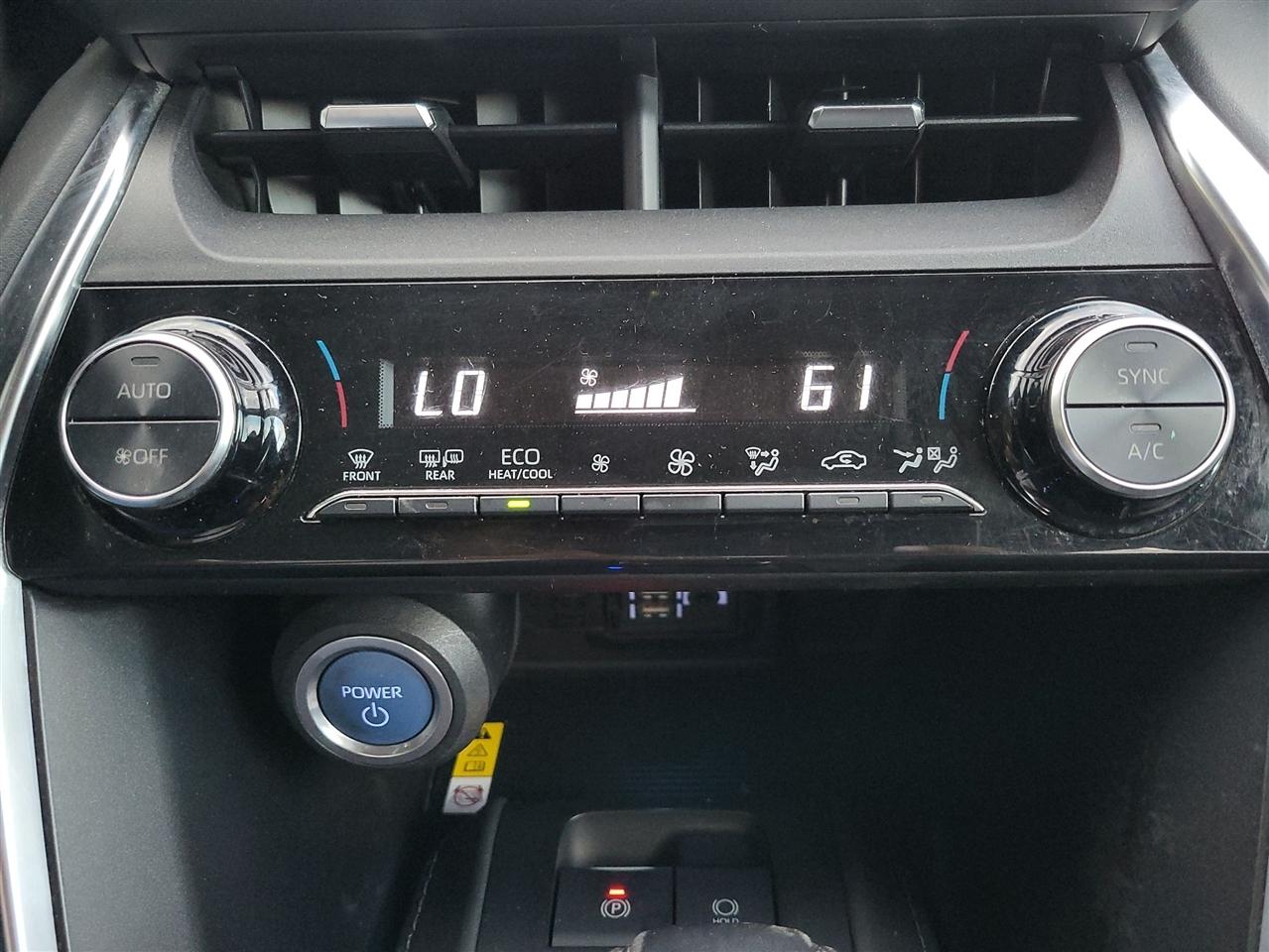 Toyota Venza LE 2021