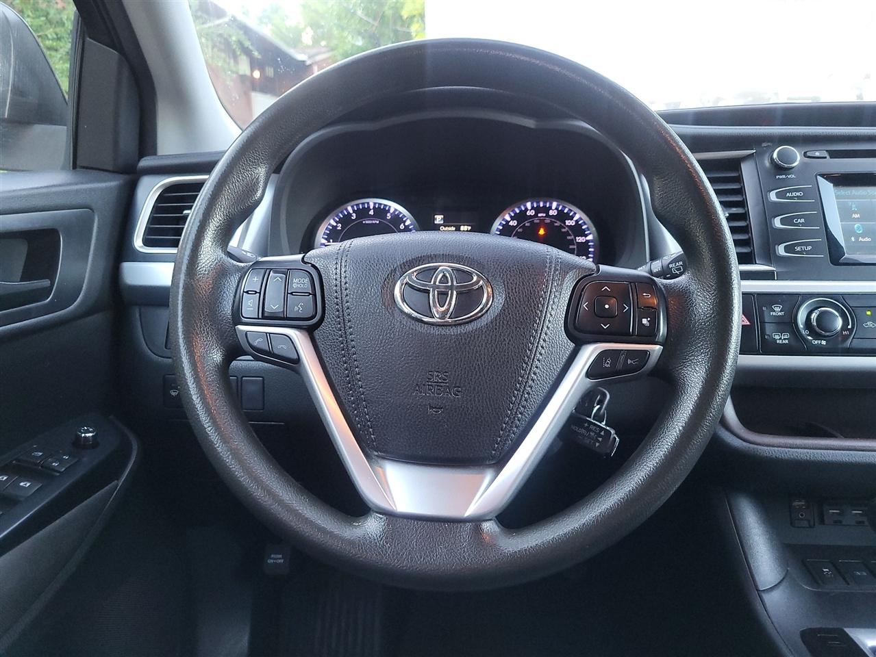 Toyota Highlander LE Plus AWD V6 2019