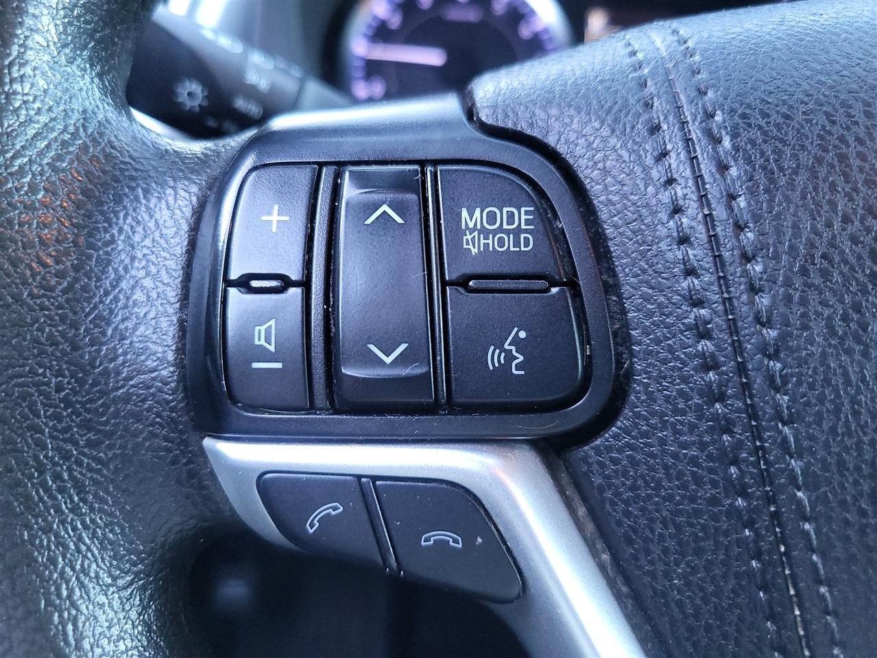 Toyota Highlander LE Plus AWD V6 2019