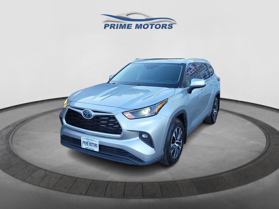 Toyota Highlander Hybrid XLE AWD 2022
