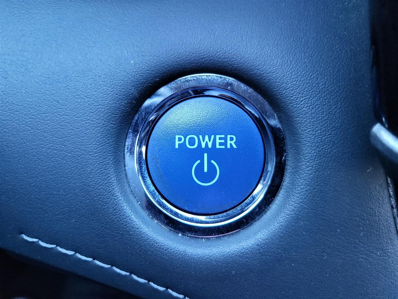 Toyota Highlander Hybrid XLE AWD 2022
