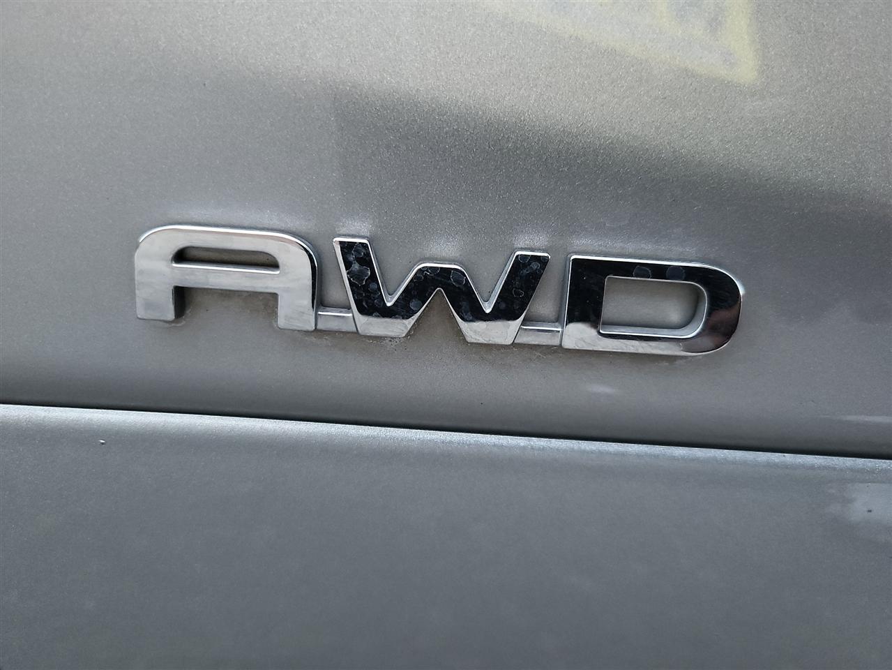 Toyota Highlander Hybrid XLE AWD 2022