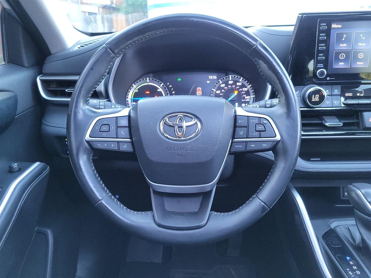 Toyota Highlander Hybrid XLE AWD 2022