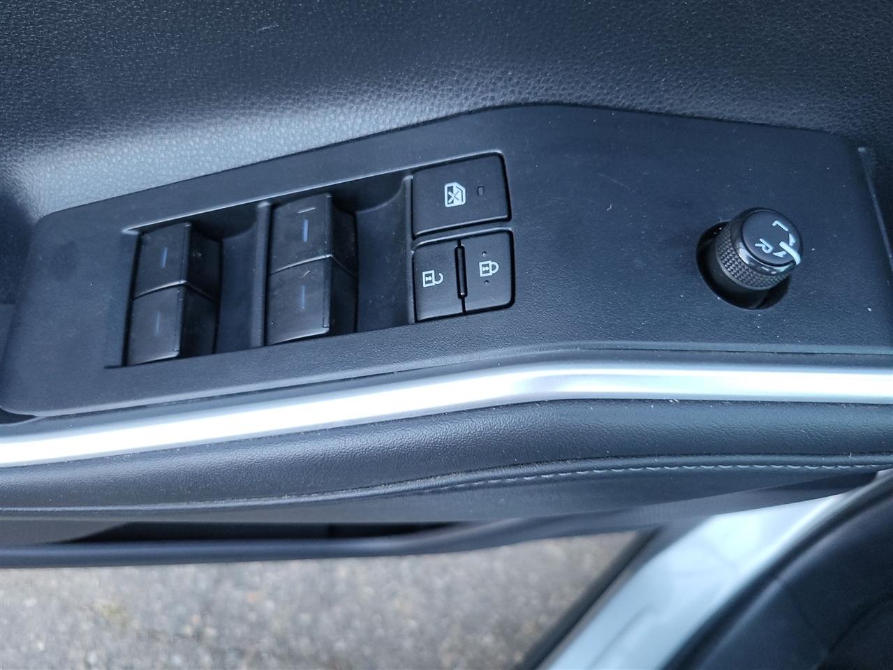 Toyota Highlander Hybrid XLE AWD 2022