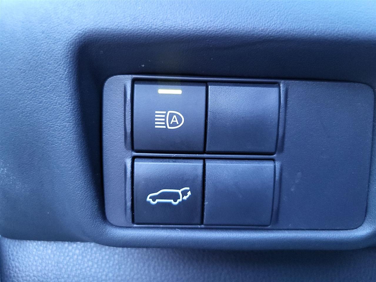 Toyota Highlander Hybrid XLE AWD 2022