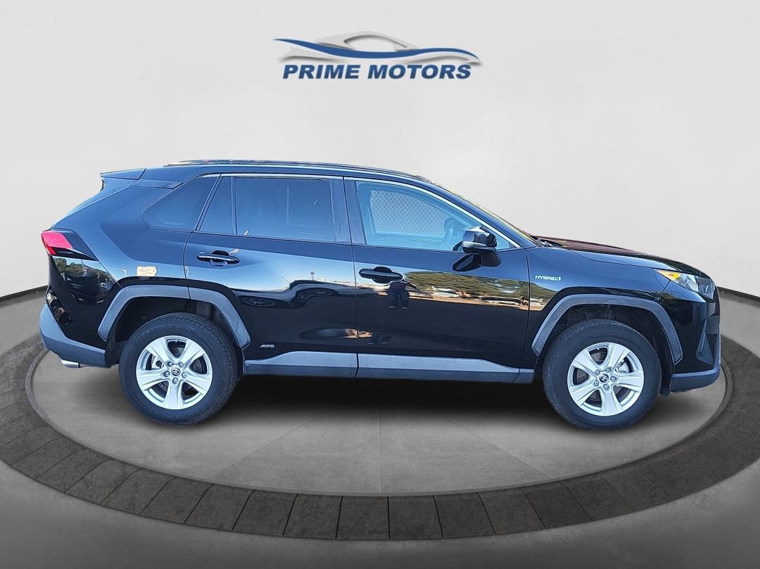 Toyota RAV4 Hybrid LE 2021