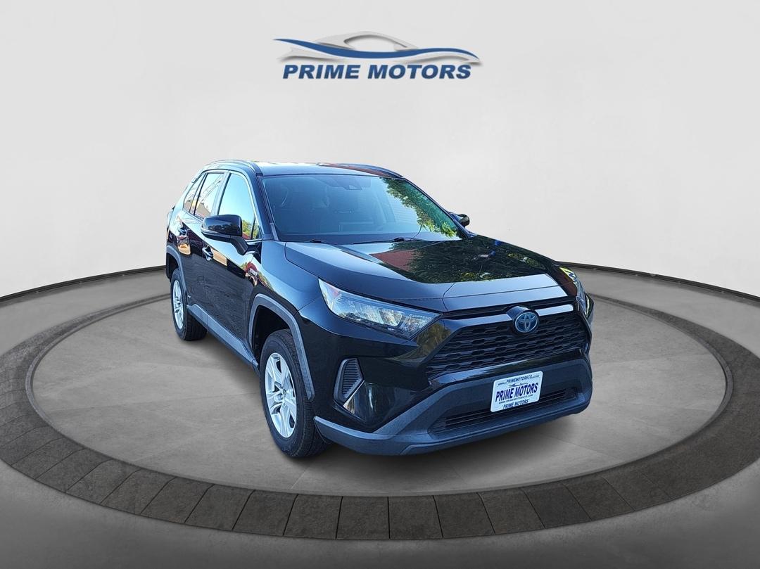 Toyota RAV4 Hybrid LE 2021