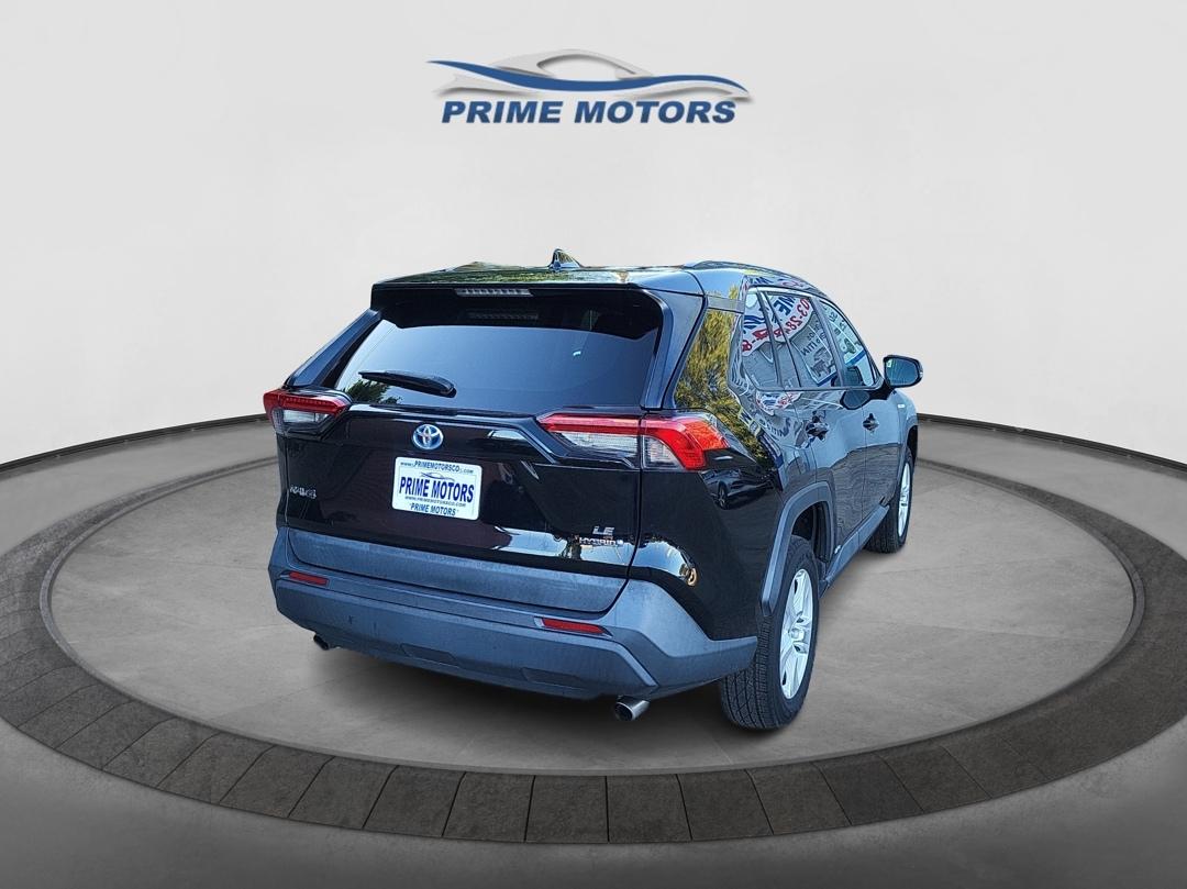 Toyota RAV4 Hybrid LE 2021