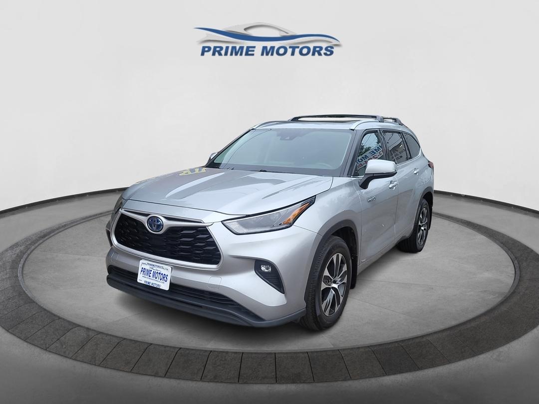 Toyota Highlander Hybrid XLE AWD 2021