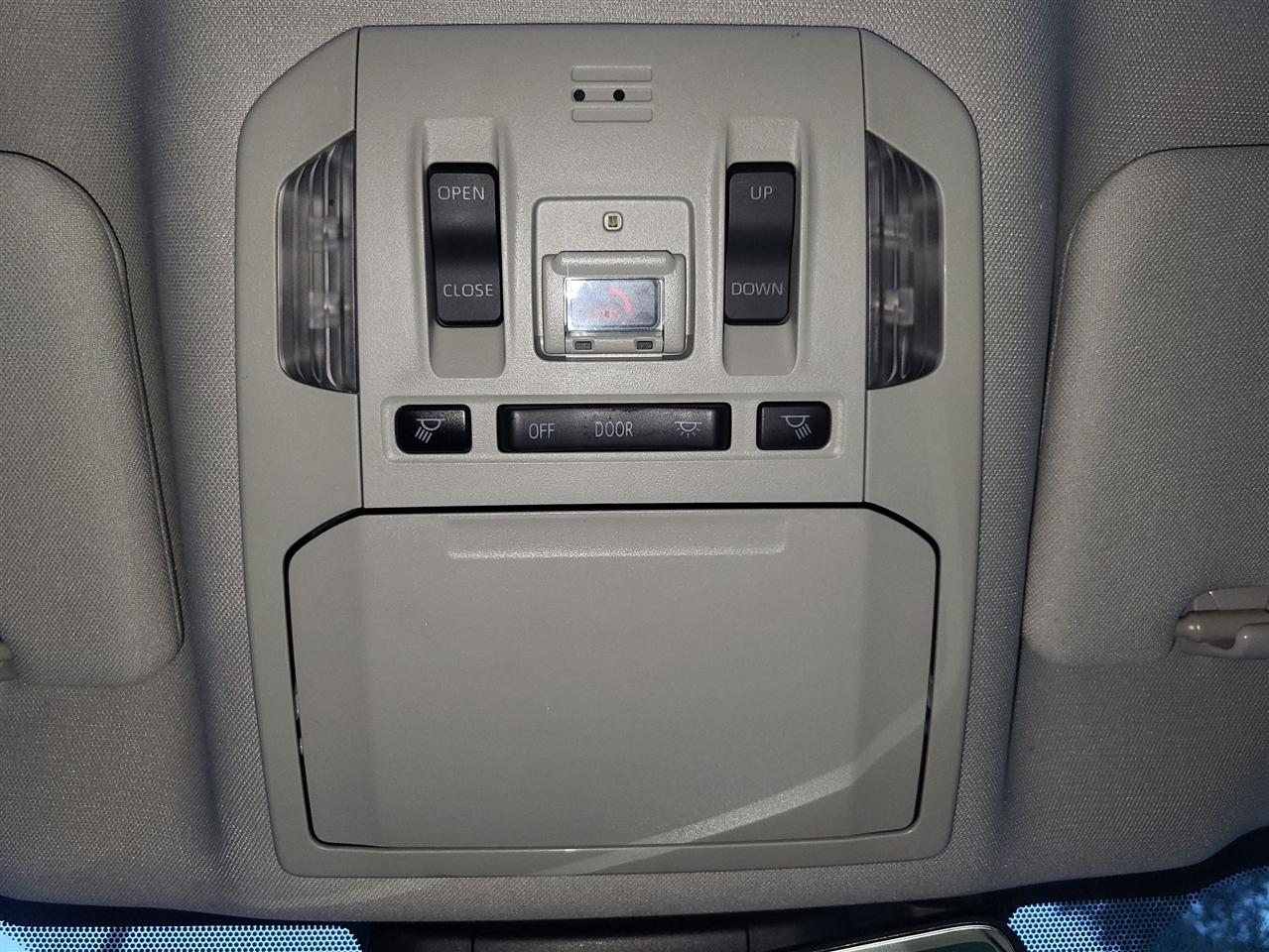 Toyota Highlander Hybrid XLE AWD 2021