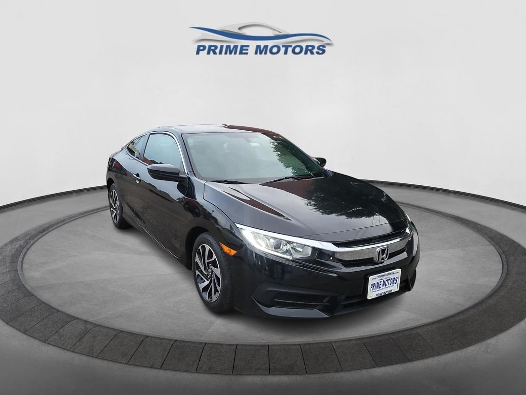 Honda Civic LX Coupe 6-Spd MT 2017