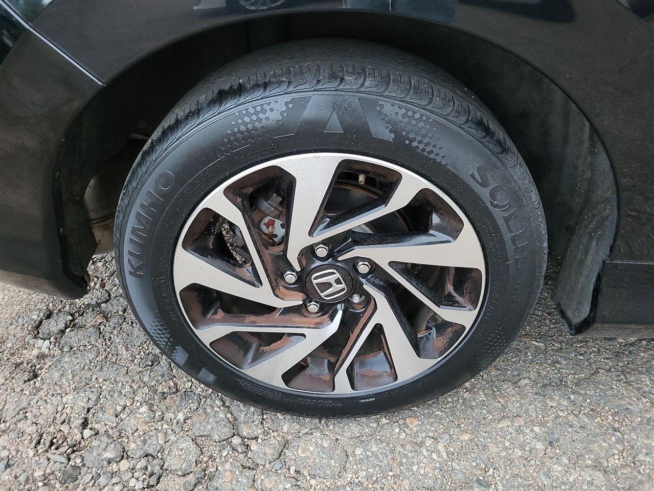 Honda Civic LX Coupe 6-Spd MT 2017