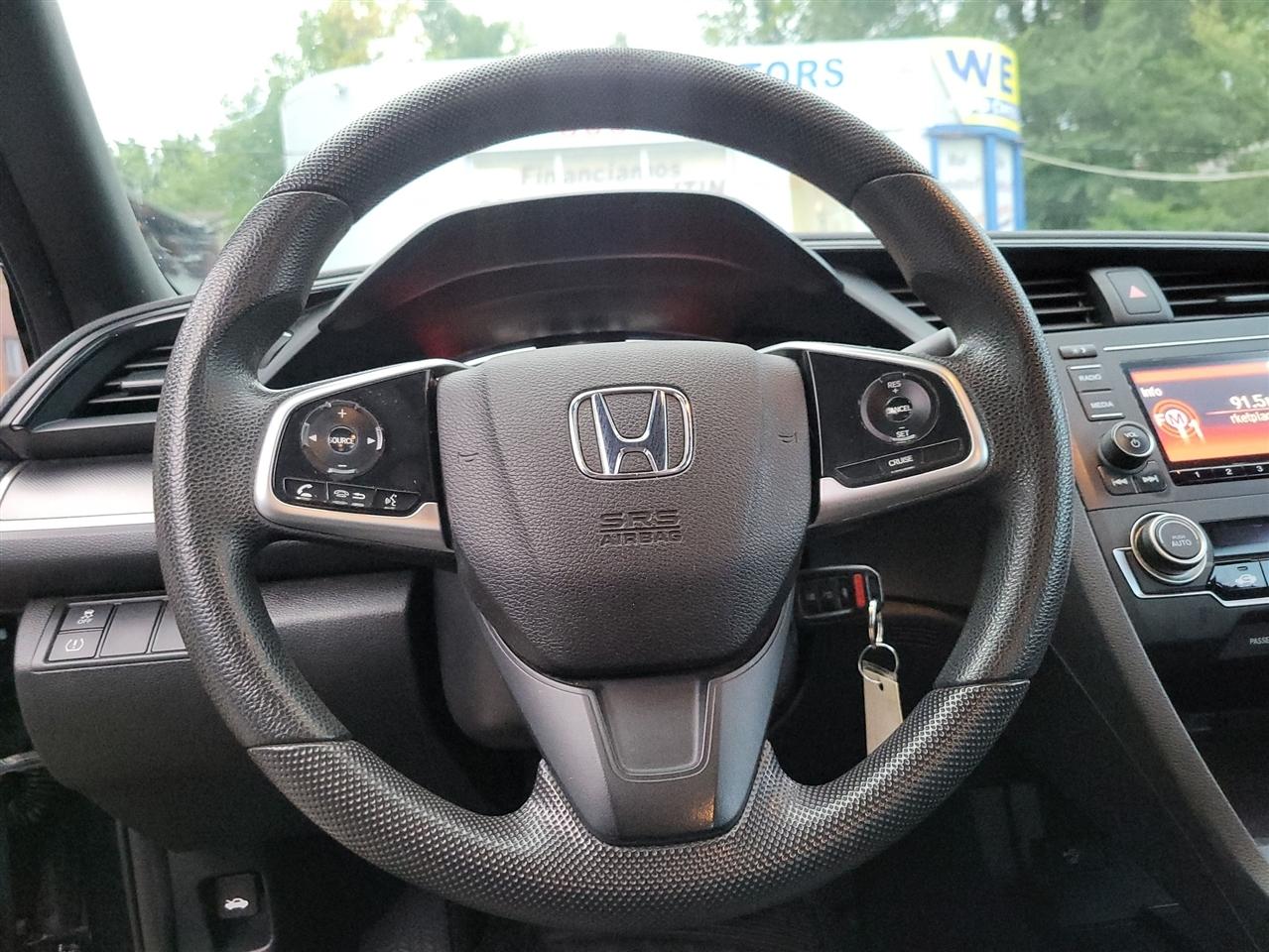 Honda Civic LX Coupe 6-Spd MT 2017