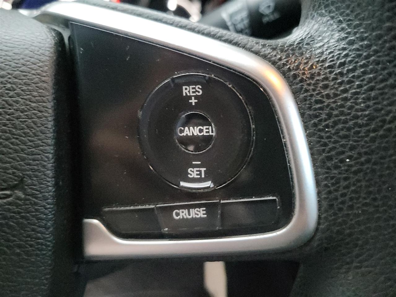 Honda Civic LX Coupe 6-Spd MT 2017