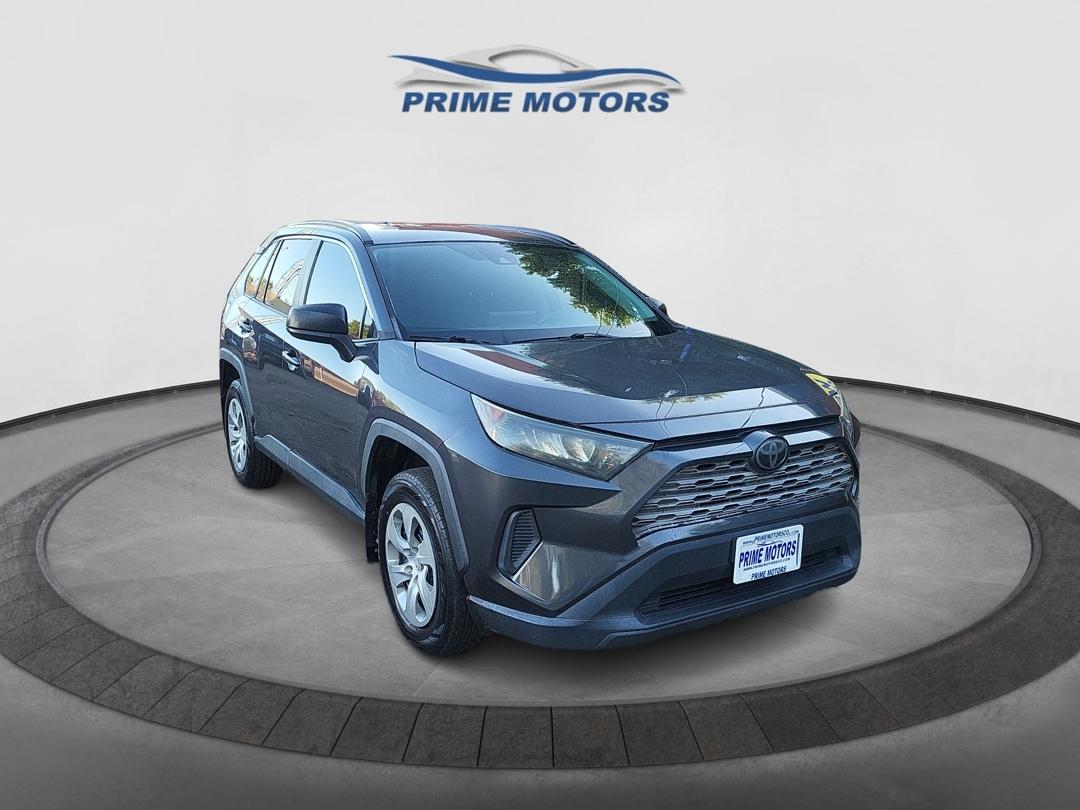 Toyota RAV4 LE AWD 2019
