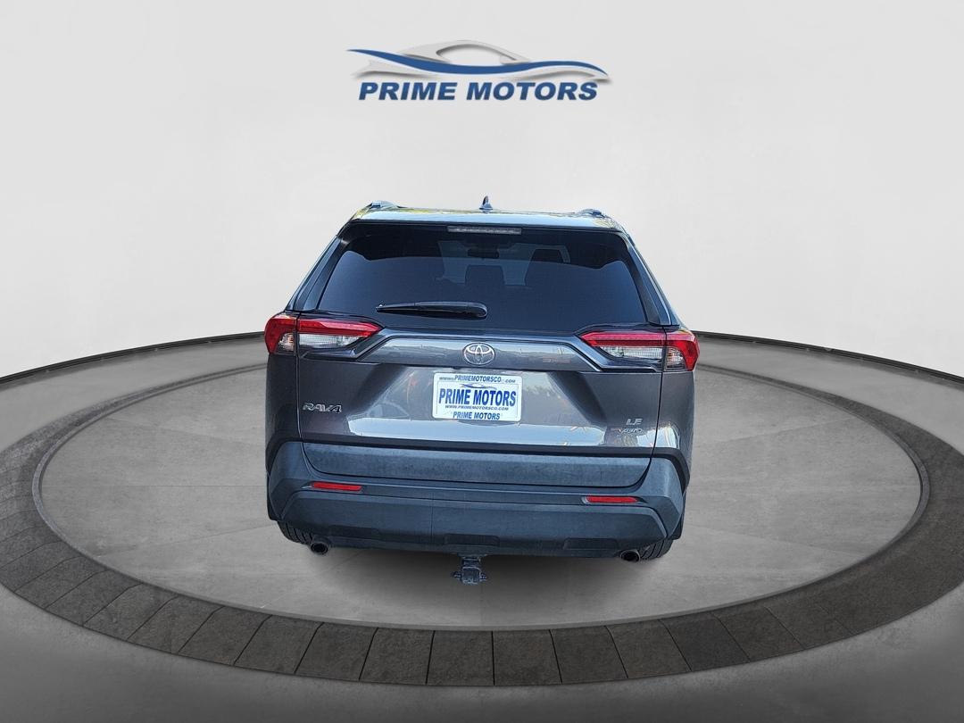 Toyota RAV4 LE AWD 2019