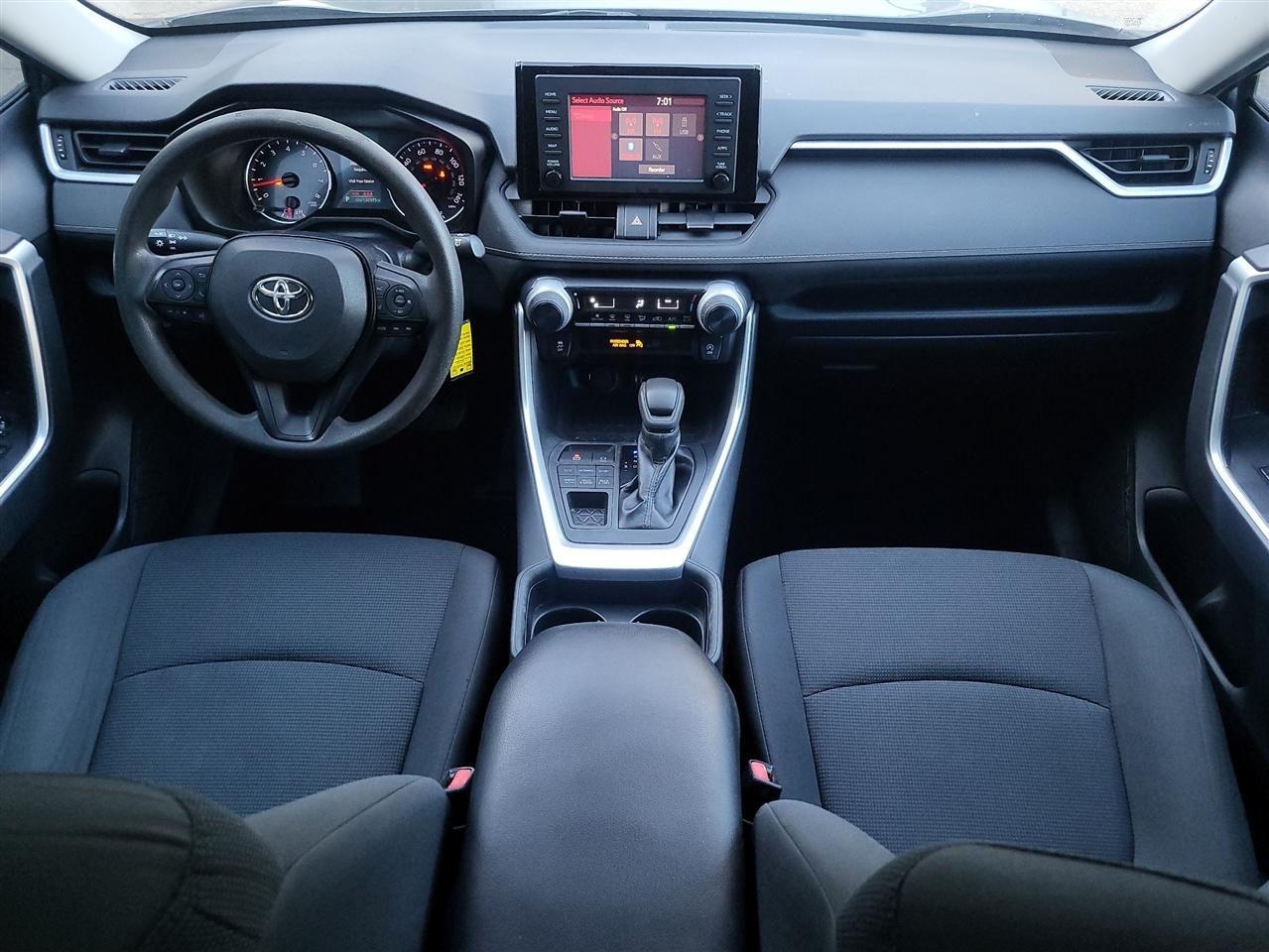 Toyota RAV4 LE AWD 2019