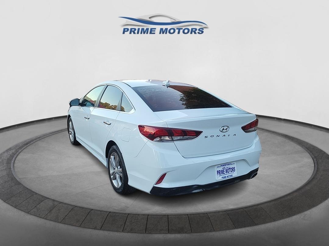 Hyundai Sonata photo 7
