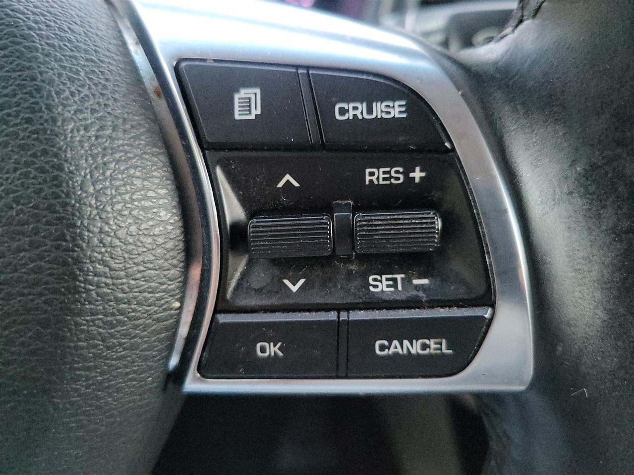 Hyundai Sonata photo 18