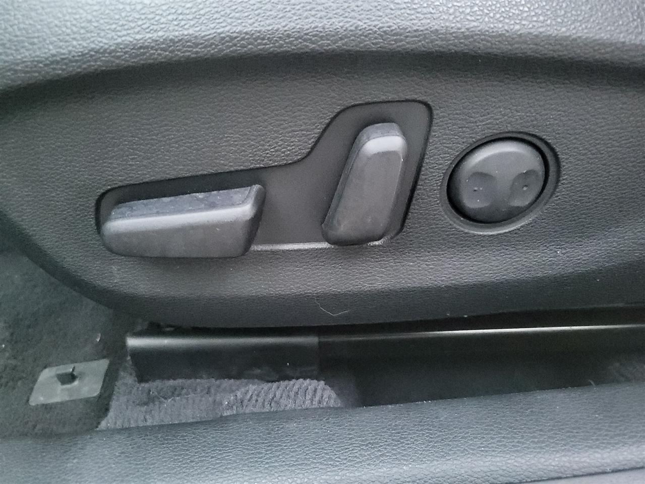 Hyundai Sonata photo 19