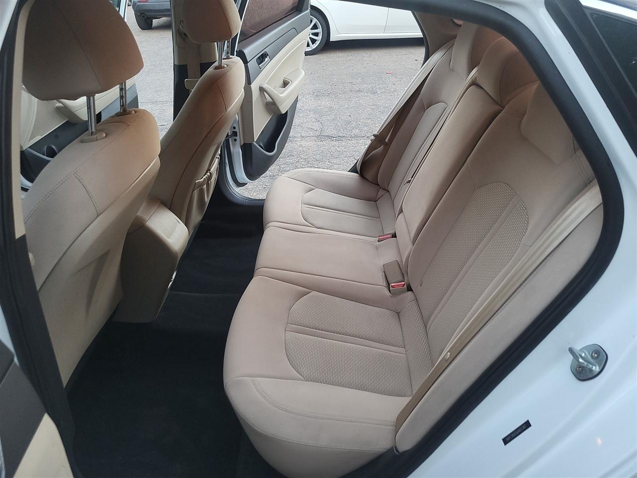Hyundai Sonata photo 22