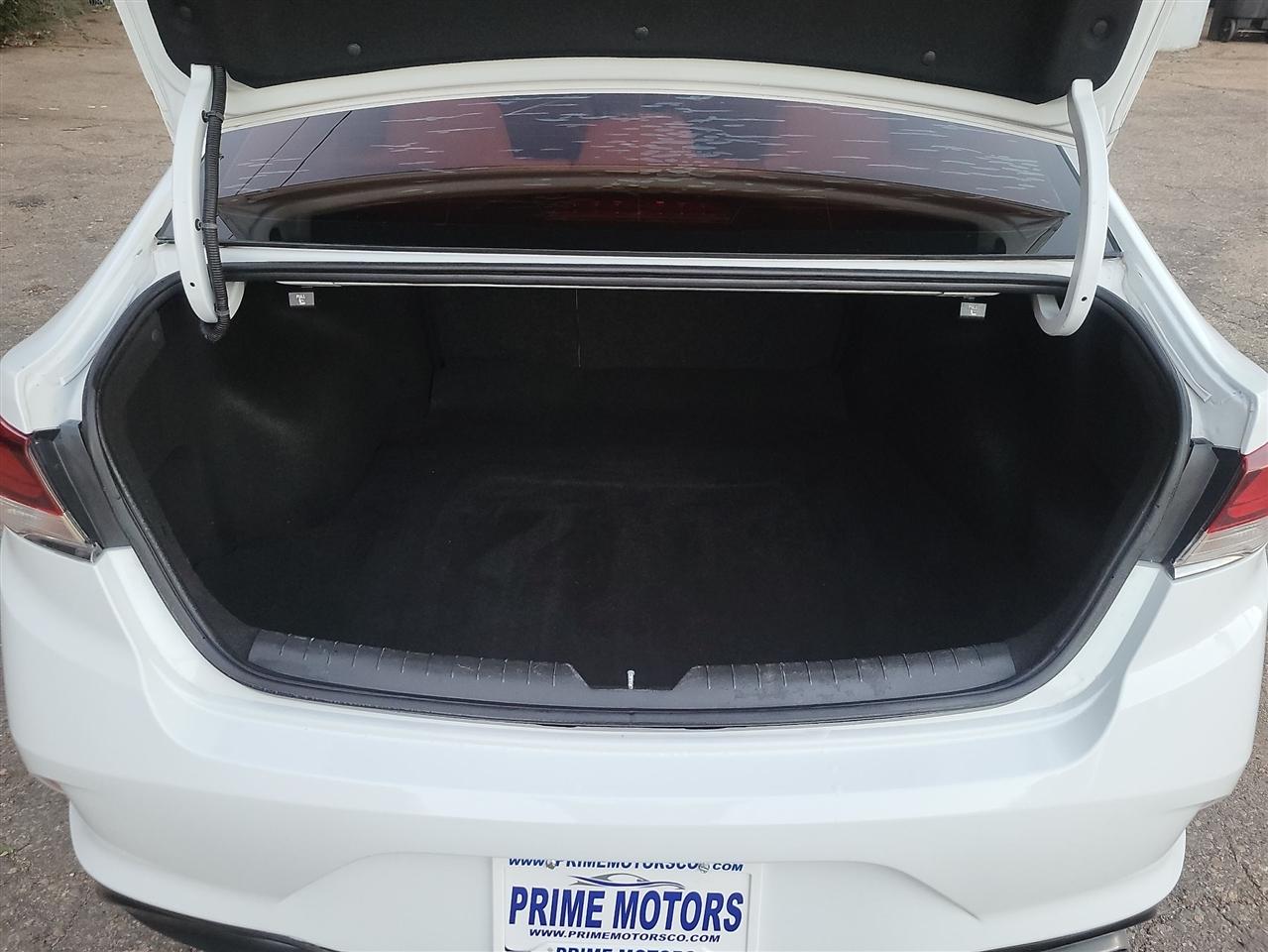 Hyundai Sonata photo 25