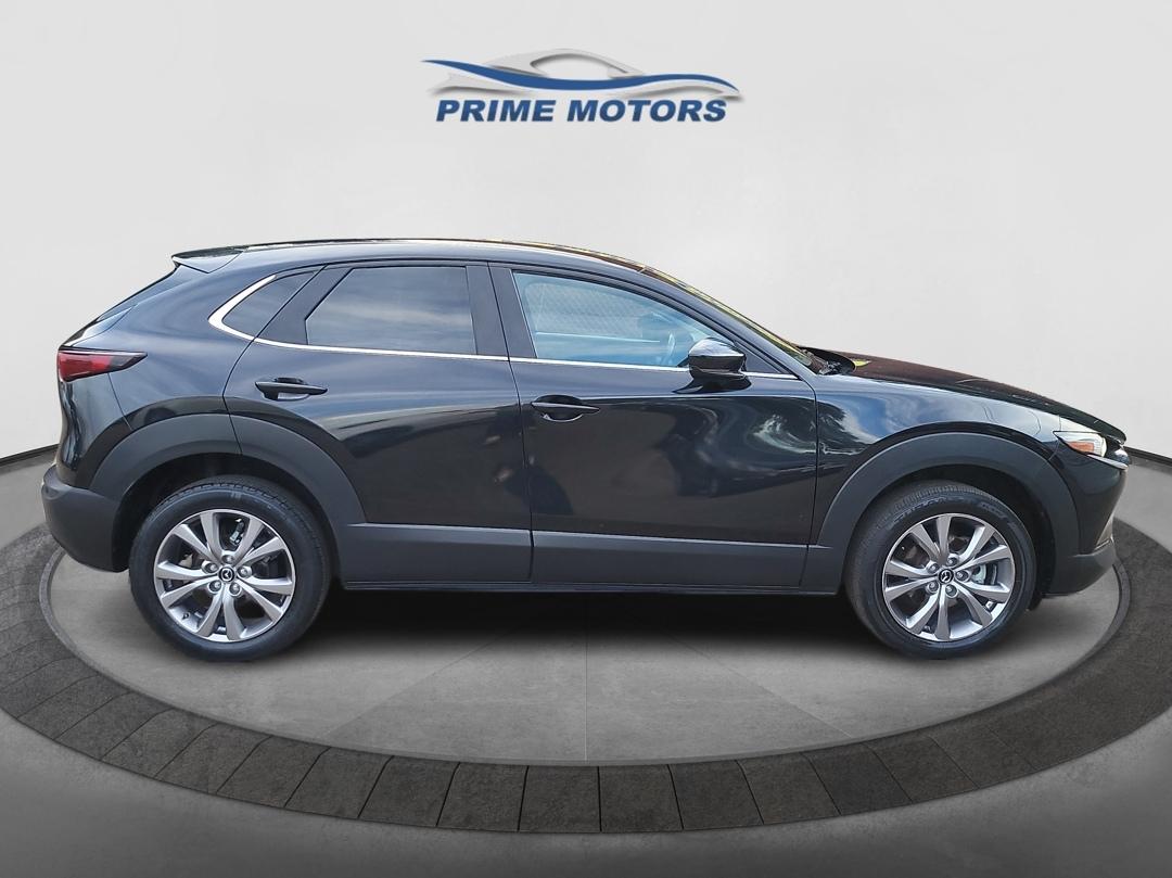 Mazda CX-30 photo 2