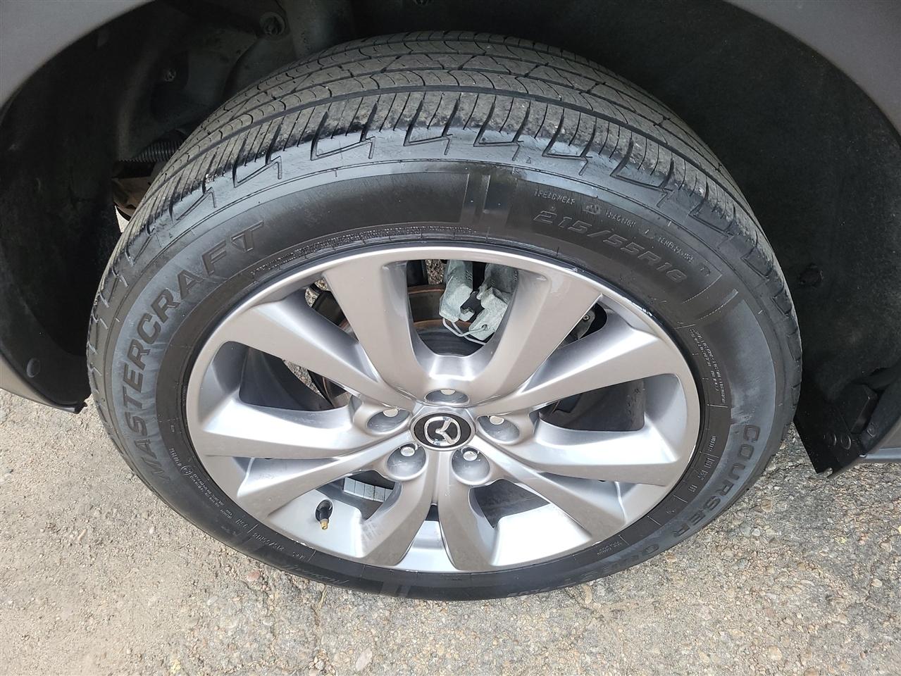 Mazda CX-30 photo 9