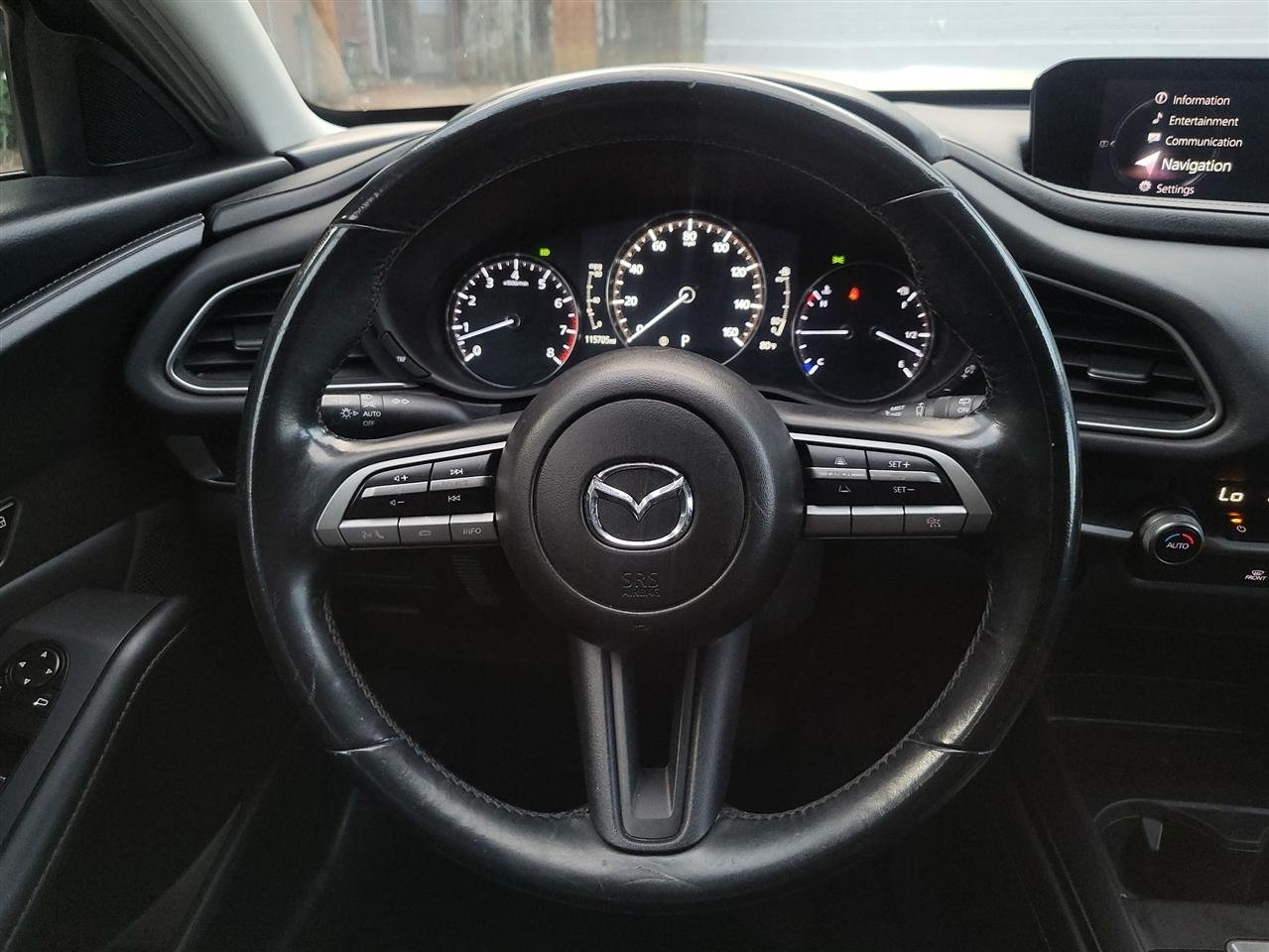 Mazda CX-30 photo 20