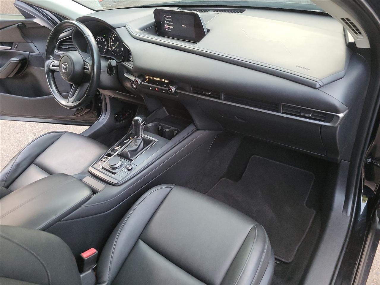 Mazda CX-30 photo 25