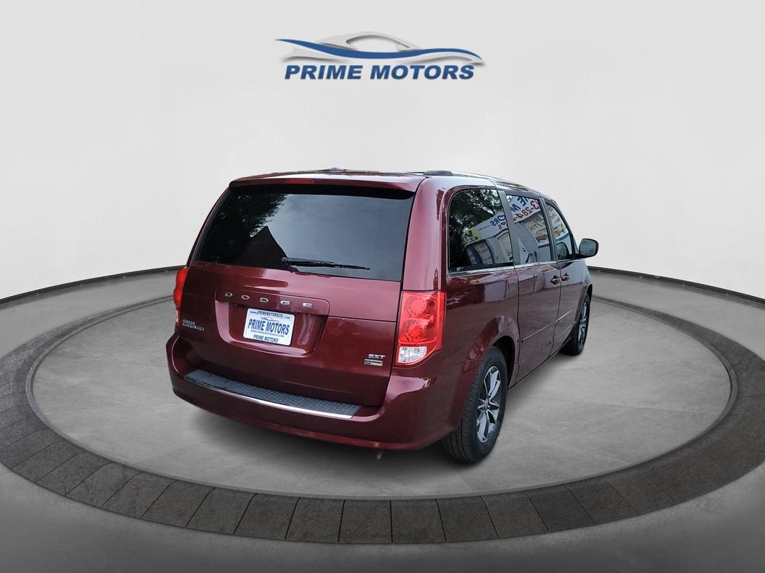 Dodge Grand Caravan photo 6