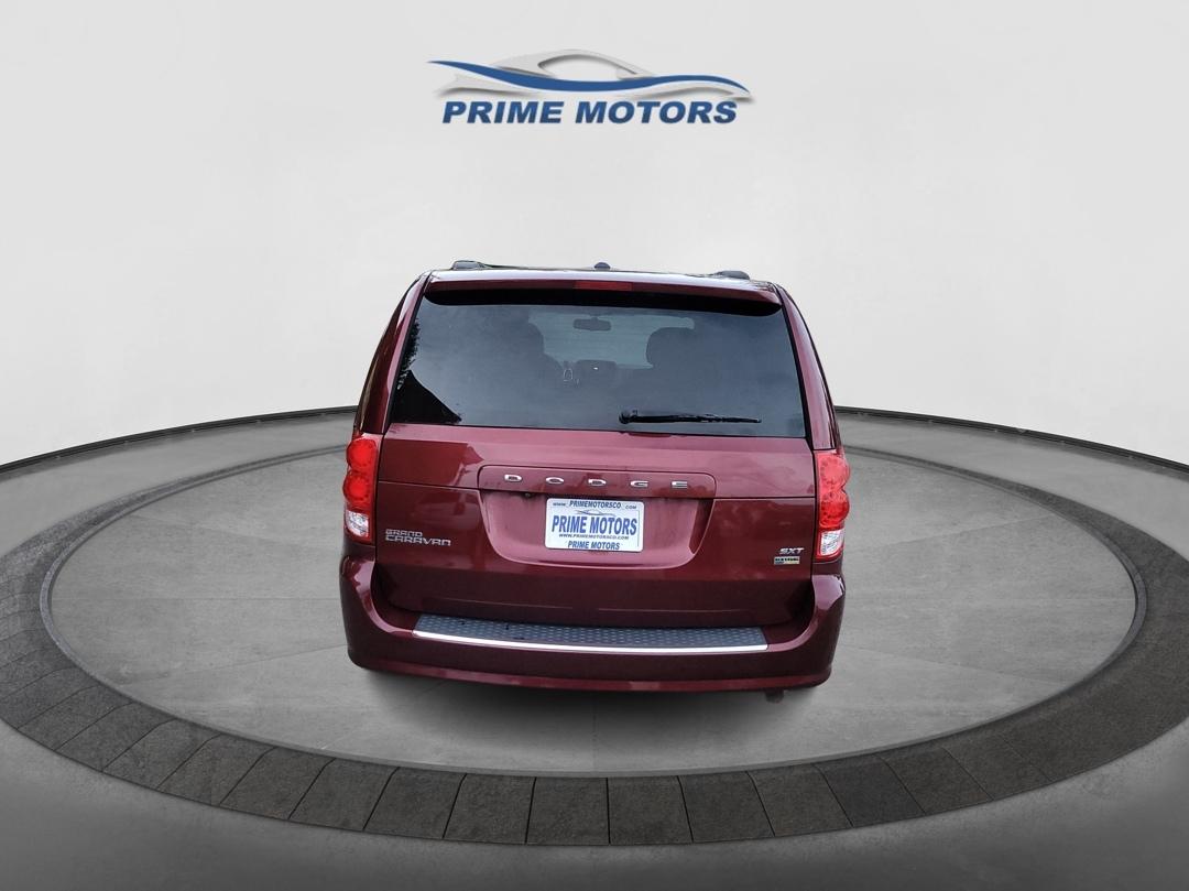 Dodge Grand Caravan photo 8
