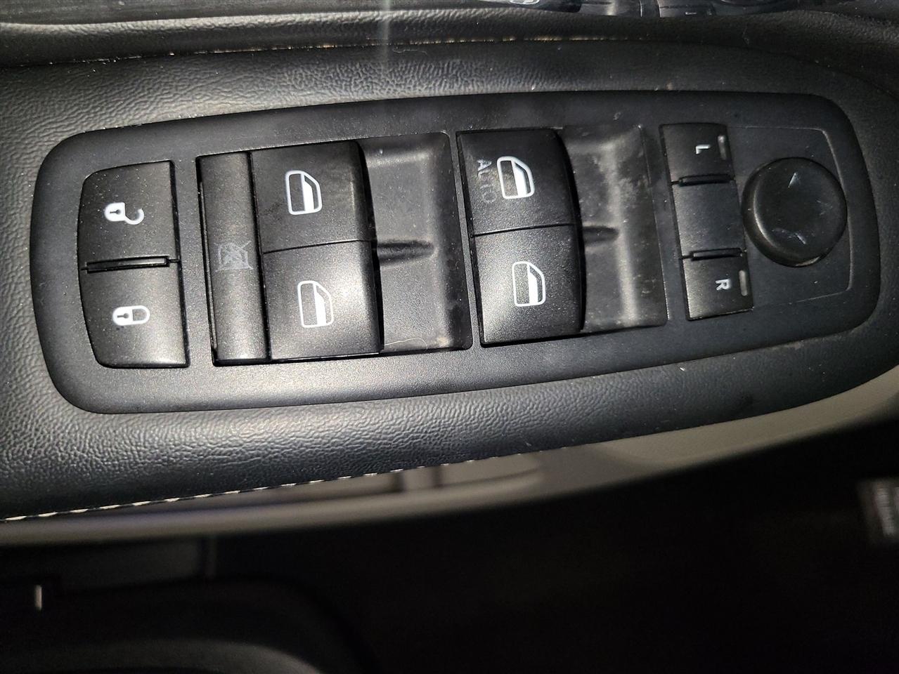 Dodge Grand Caravan photo 35