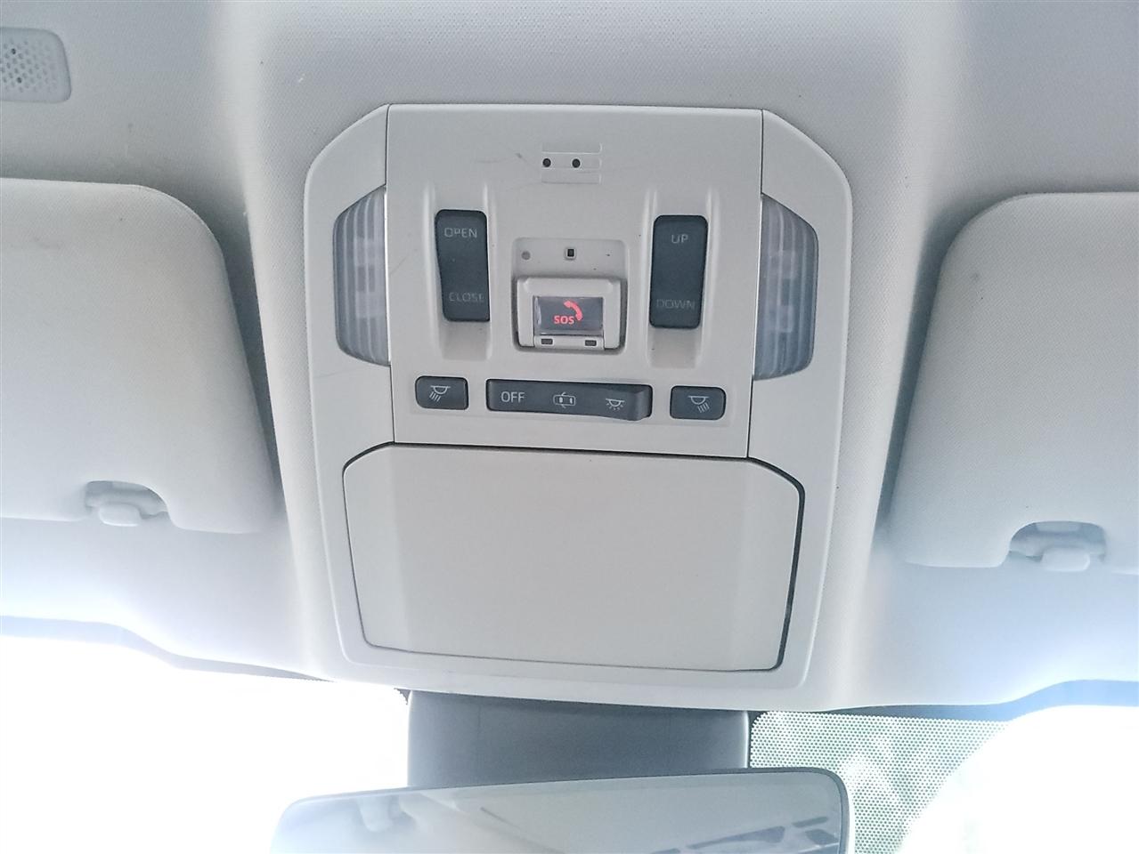 Toyota Highlander photo 11