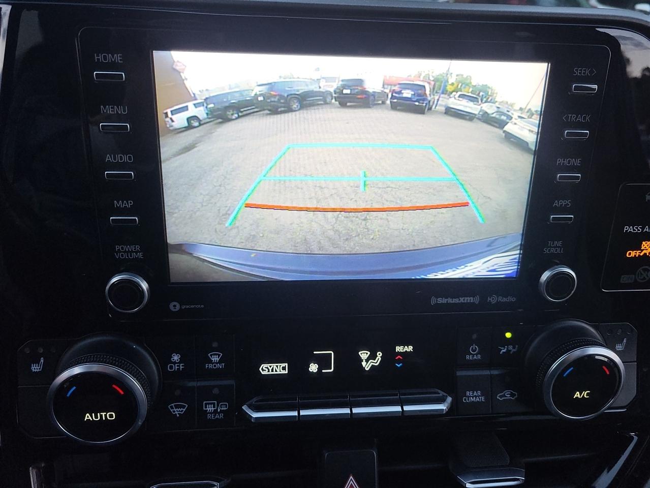 Toyota Highlander photo 17
