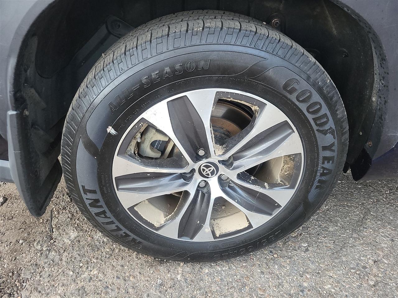 Toyota Highlander XLE 2020