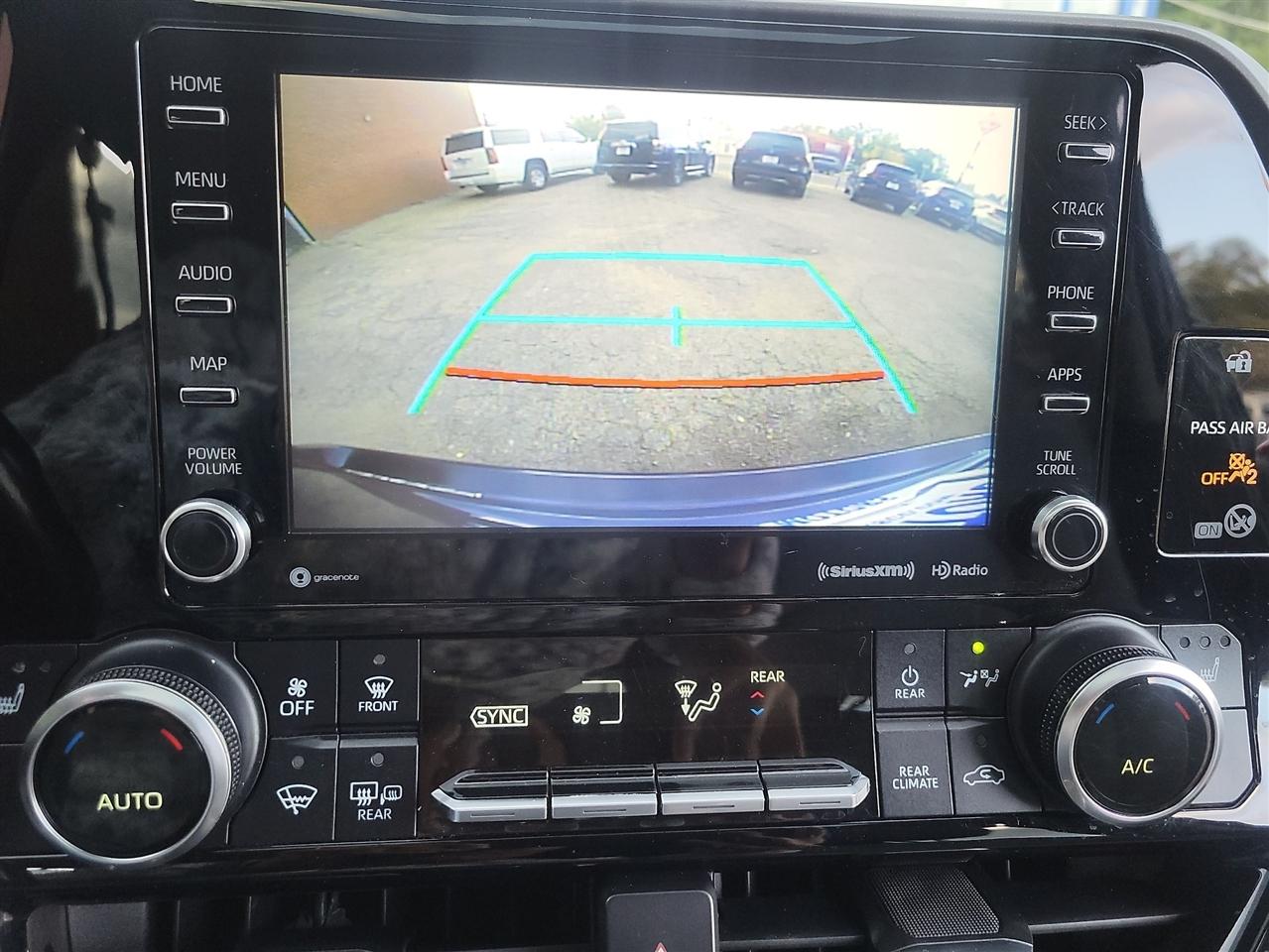Toyota Highlander XLE 2020