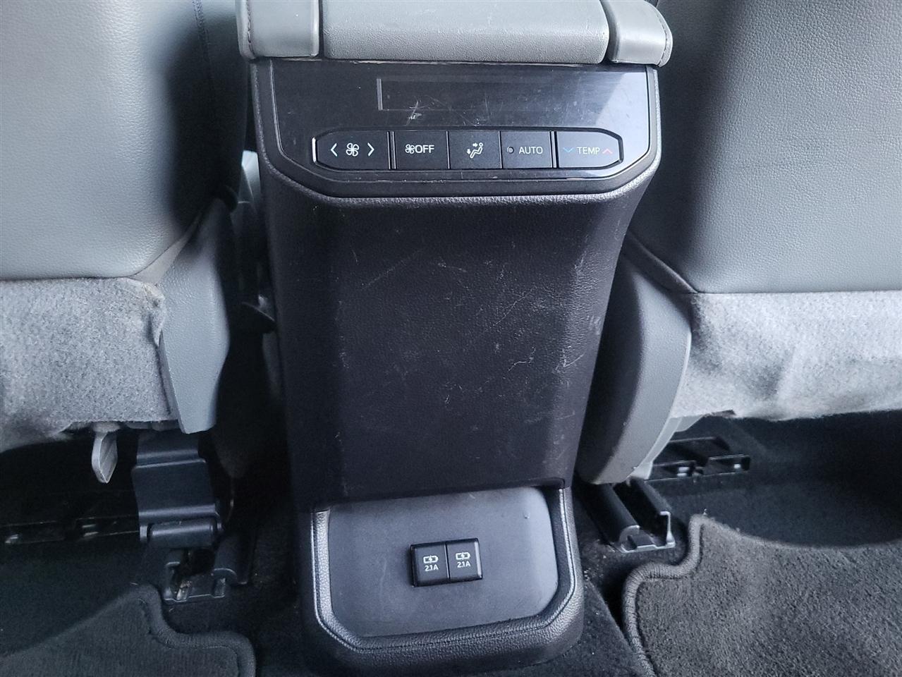 Toyota Highlander XLE 2020