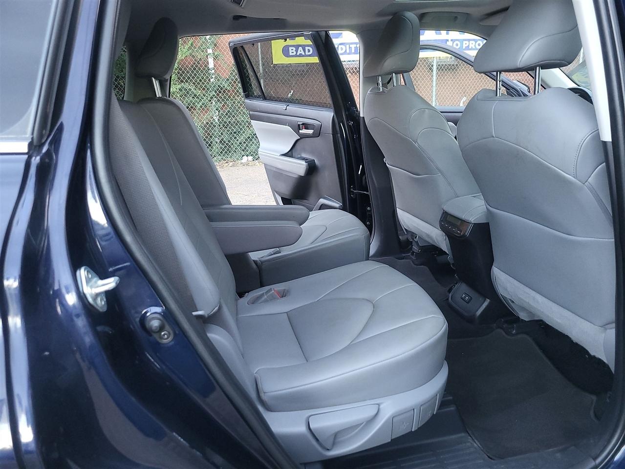Toyota Highlander XLE 2020