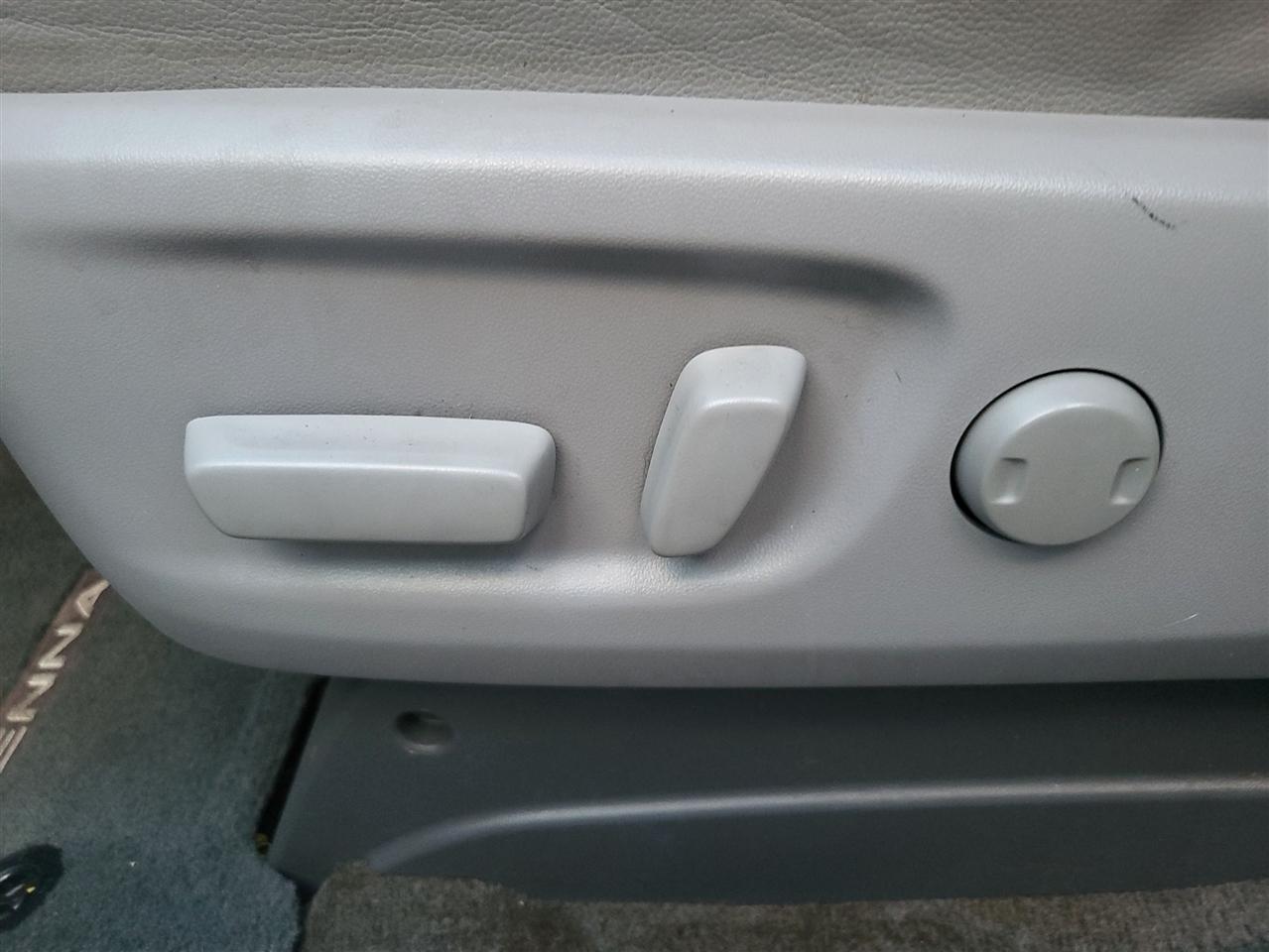 Toyota Sienna photo 26