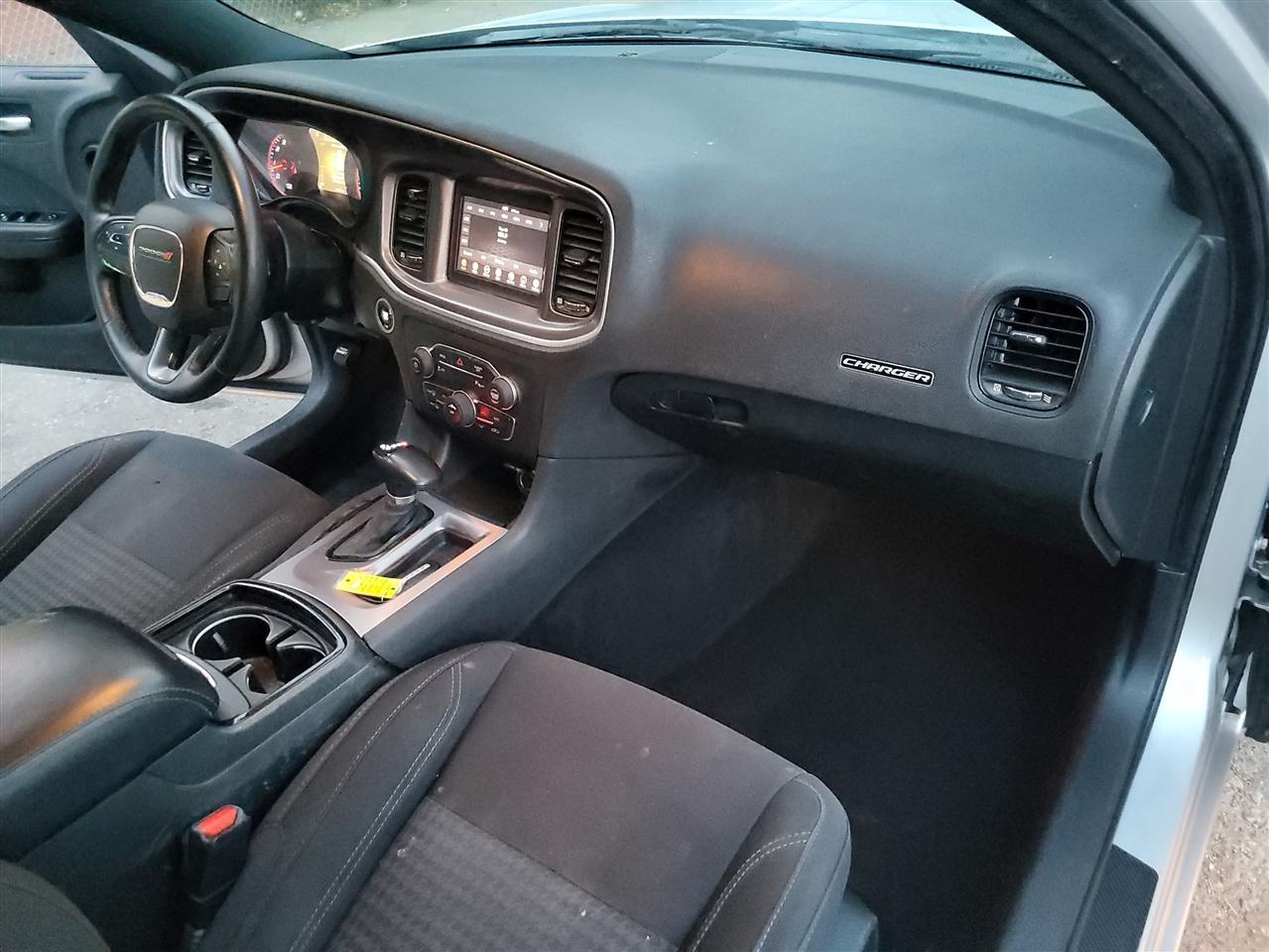 Dodge Charger SXT 2019