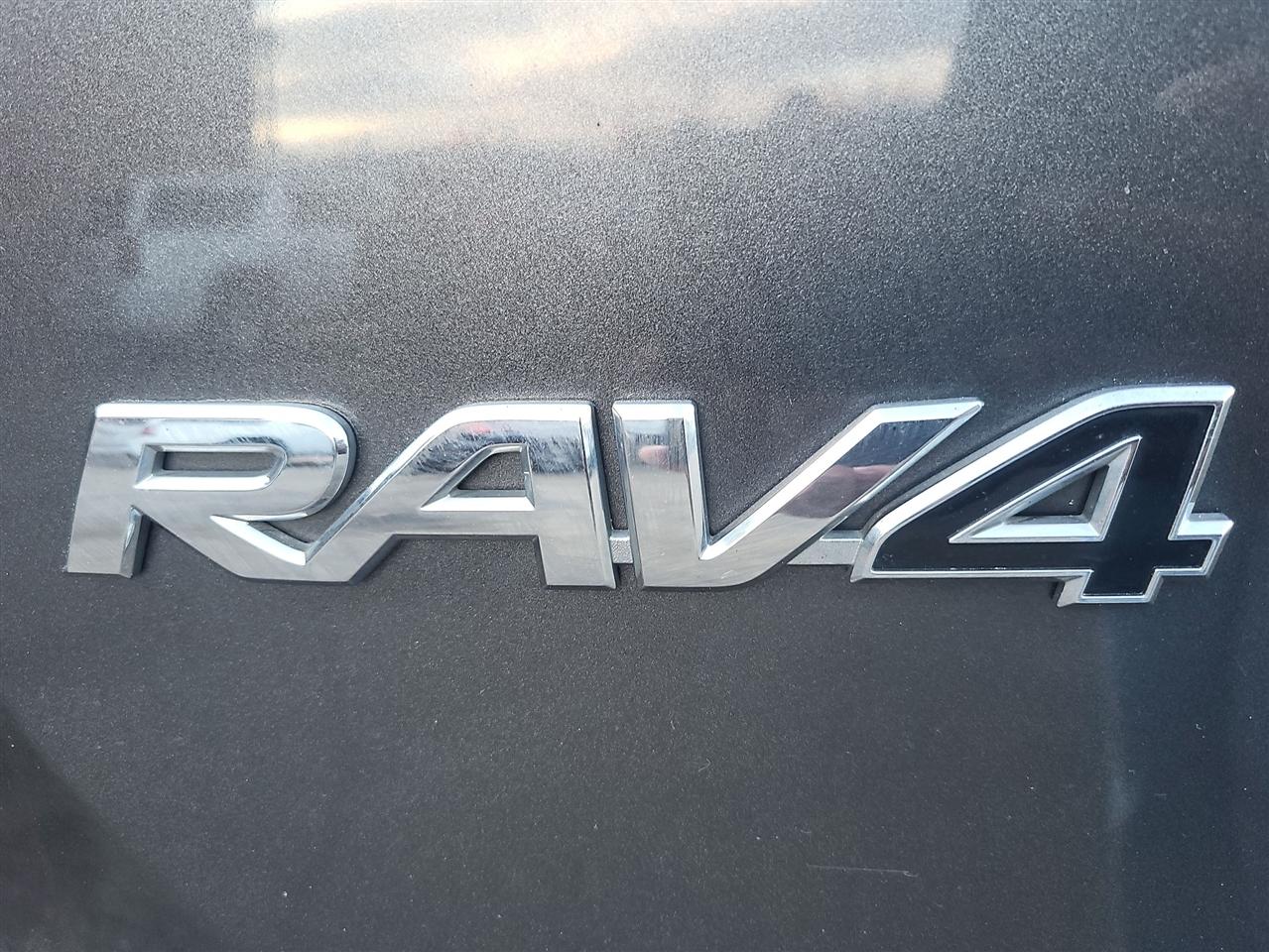 Toyota RAV4 SE 4WD 2016