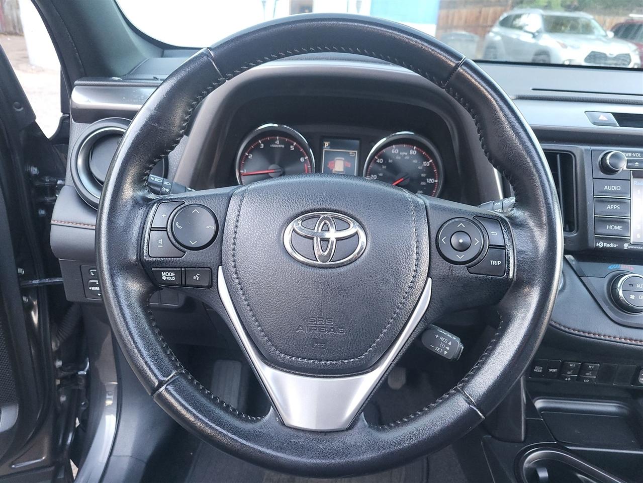 Toyota RAV4 SE 4WD 2016